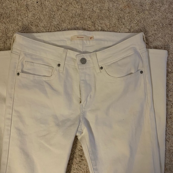 White Levi’s Skinny Jeans Size 27 - Picture 3 of 4